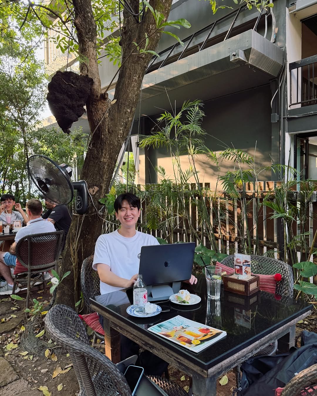 Photo by 커밍쏜 | 유튜브 퍼스널브랜딩 in Chiang Mai, Thailand.