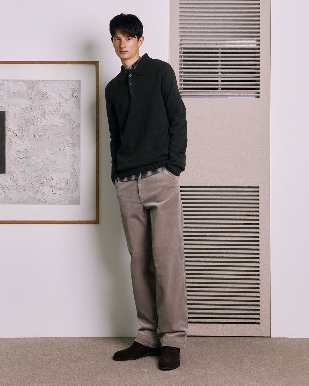 Photo by 컨셉원 concepts1one on November 17, 2025. May be an image of duffle coat, wingtip shoes, turtleneck, wool and text.