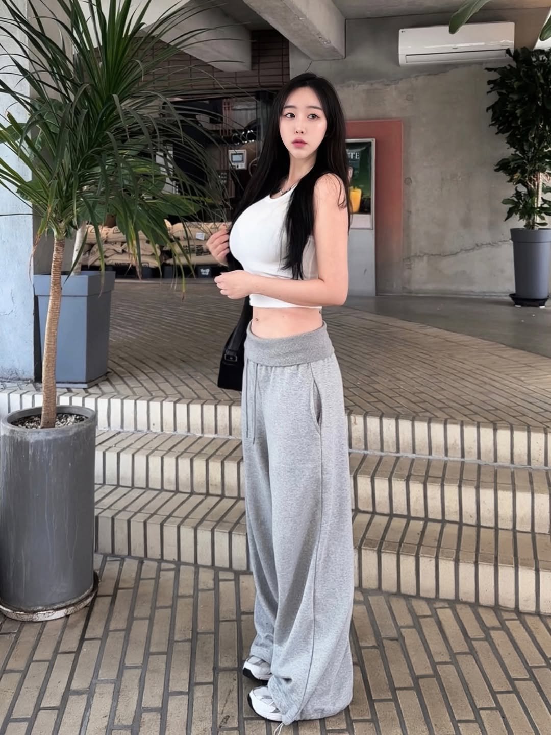 conniyu 게시물 이미지: 트레이닝팬츠 나보다 잘하는 사람 몇이나 있을까
오~랜만에 주종목 가져왔,,♥