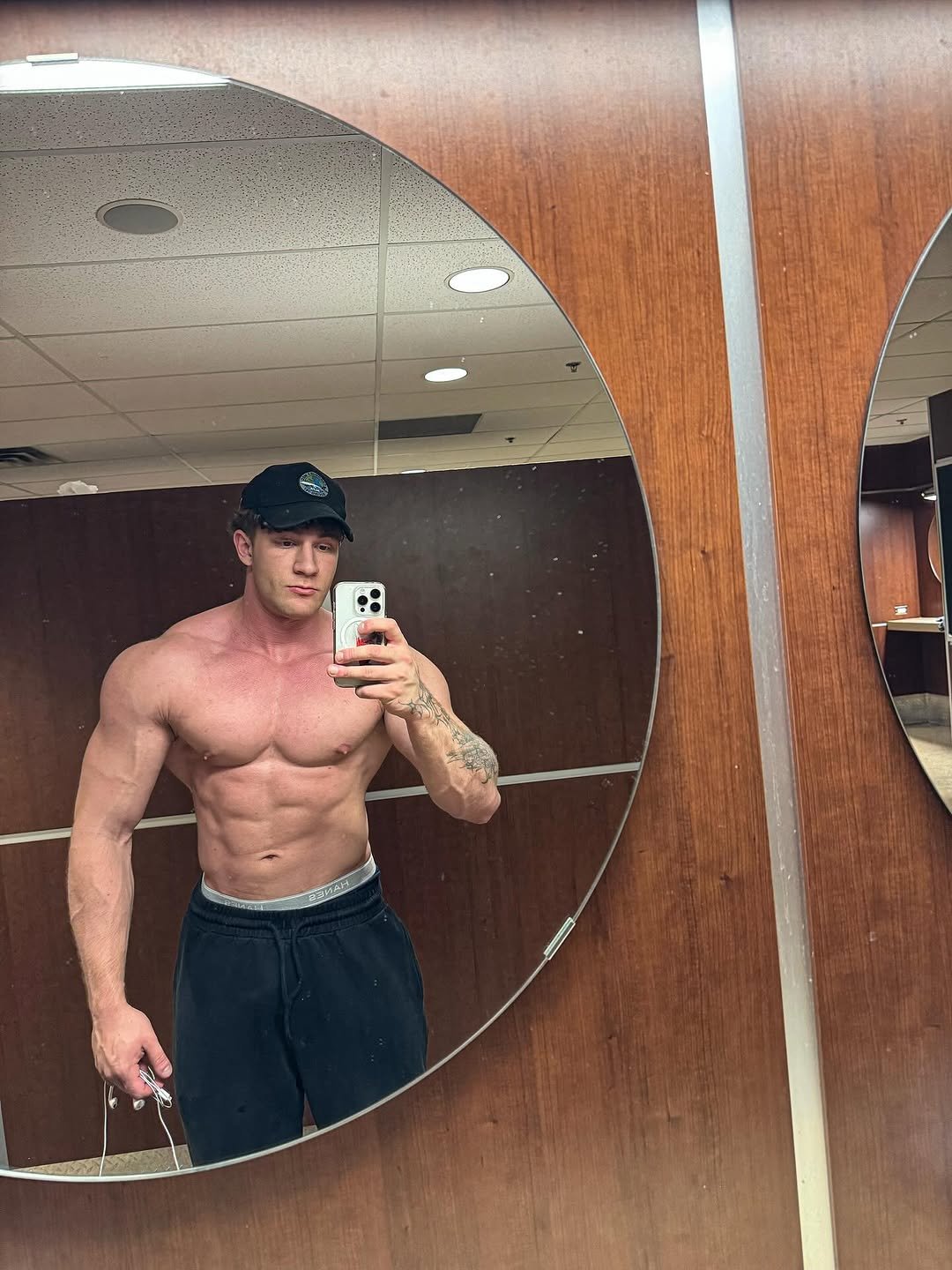 Photo by Connor Sinann 🦇 on October 08, 2025. May be a selfie of 1 person, biceps, body building and text.