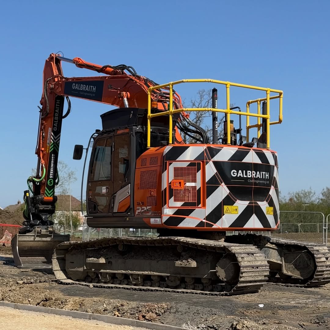 Photo shared by Conor Kelly on April 22, 2026 tagging @hitachiconstruction, @leicageosystemsag, @steelwrist_official, @hcmuk, @groeneveldbeka, @brandfixx, and @diggerguard. May be an image of crane and text that says 'GALBRAITH A0 BP 20 C'.