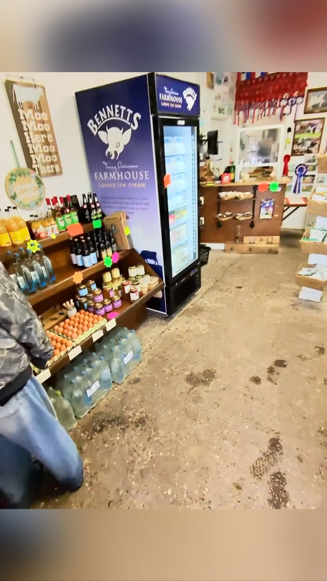 conor_the_digger_driver 게시물 이미지: Snowed off Daily Vlog...