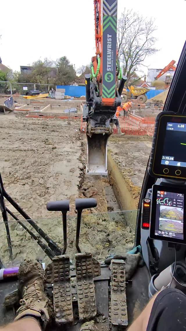 conor_the_digger_driver 게시물 이미지: Single Garage Footing Dig...