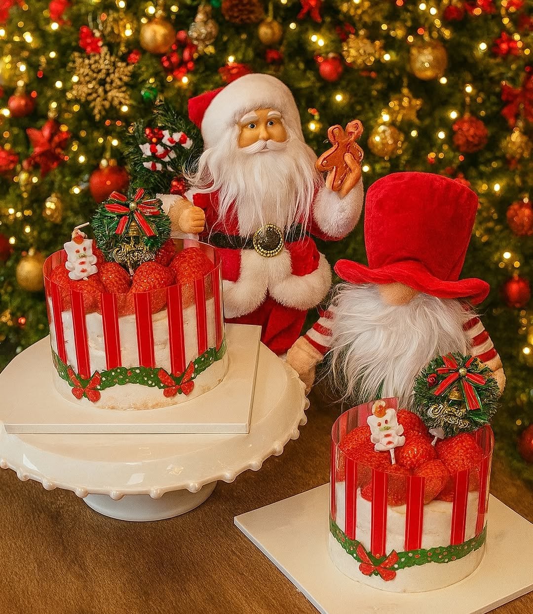 Photo by 두바이 쫀득쿠키 |화성답례품| 통밀디저트 | 향남과자상점 on December 11, 2025. May be an image of cake, gingerbread cookie, christmas tree, snowman, tinsel, fruitcake and text.