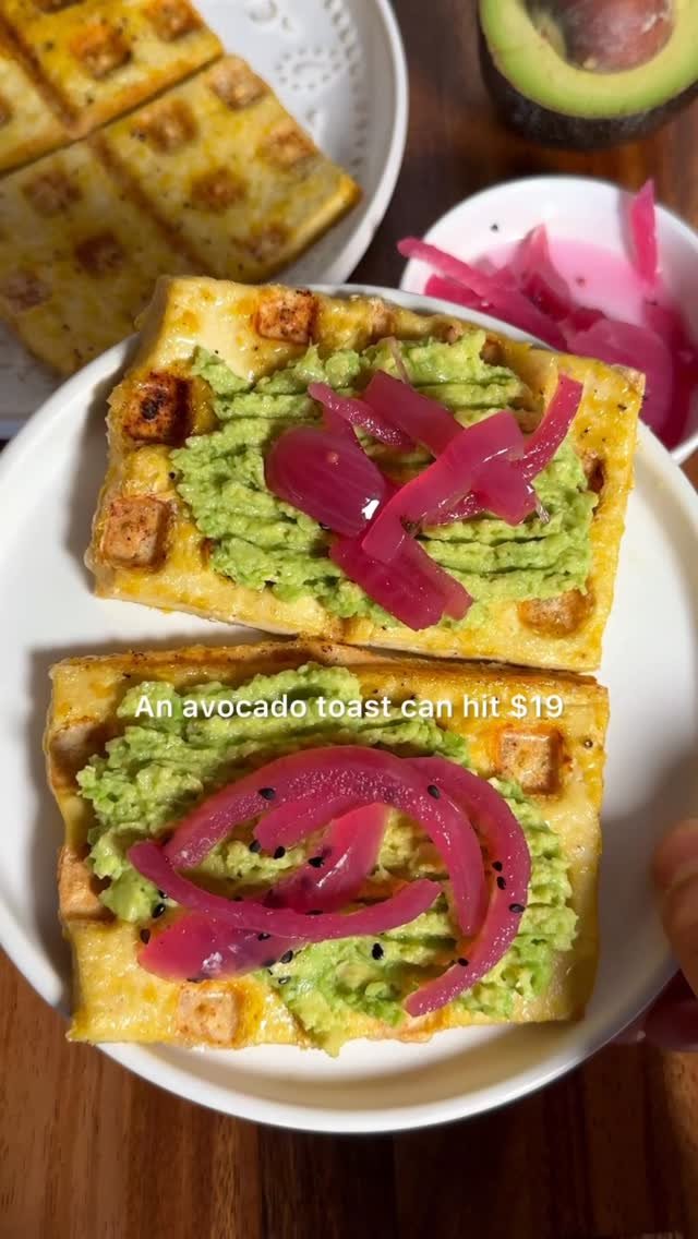 cookingforpeanuts 게시물 이미지: 🧇Crispy Tofu Waffles comment YES for this easy...