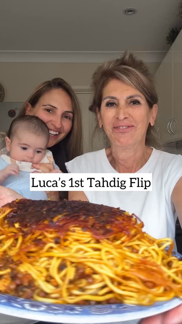 cookingwithayeh 게시물 이미지: Luca’s 1st Tahdig flip! Of course it had to be...
