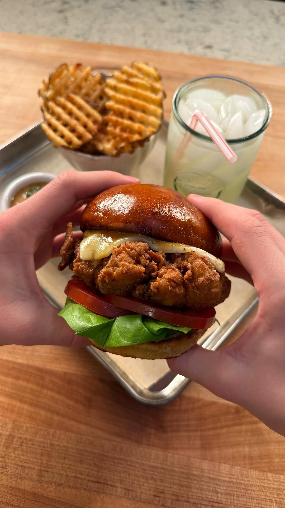 cookingwithkian 게시물 이미지: Chick-fil-a :)

Recipe On my YouTube!