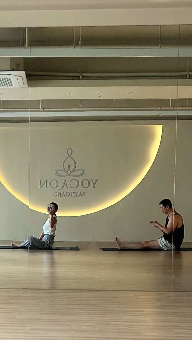 coolpowermom 게시물 이미지: 우리집 근처 엄청 유명한 요가원이 있지만 
뭐 워낙 말많다하니
@yoga_sooin...