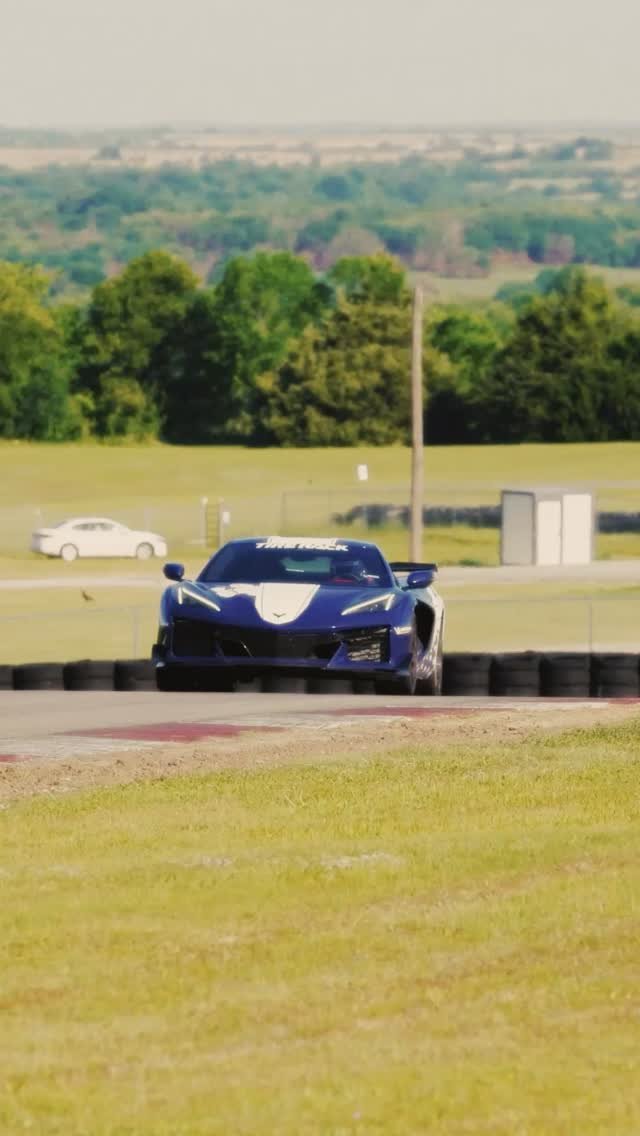corvette 게시물 이미지: One Lap of America turns a car into a...