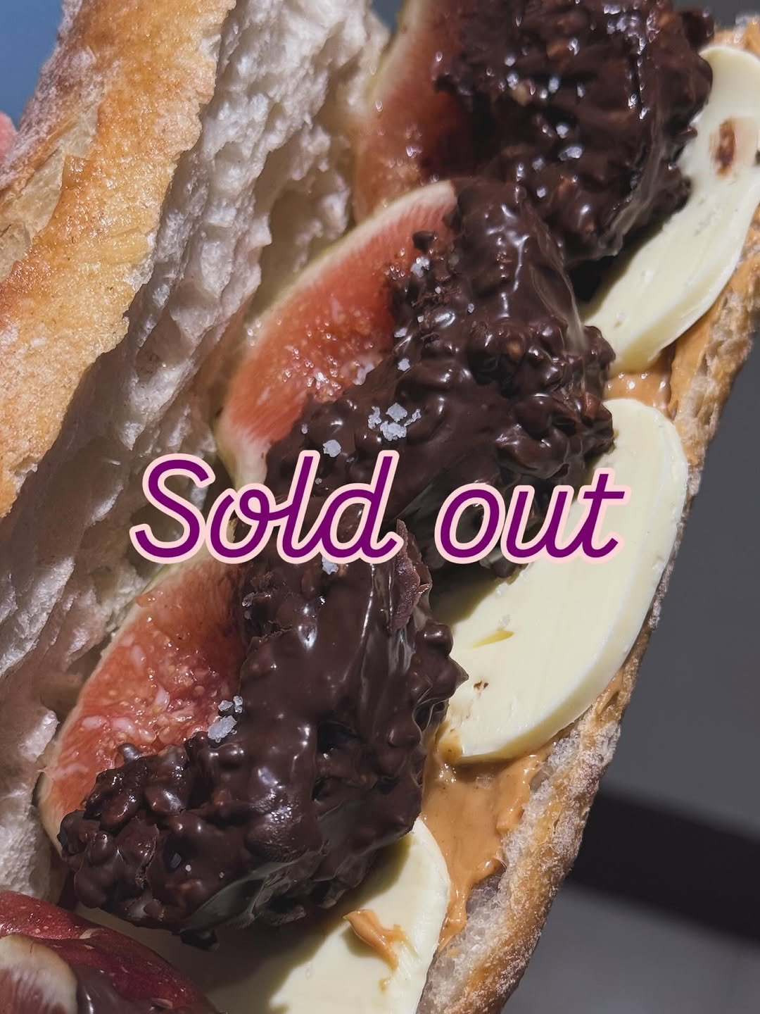 Photo by 쿠드푸드흐/천연발효 유기농 프랑스 베이커리 on October 02, 2025. May be an image of fig, babka, baguette, sandwich, eclair and text that says 'Sold out'.