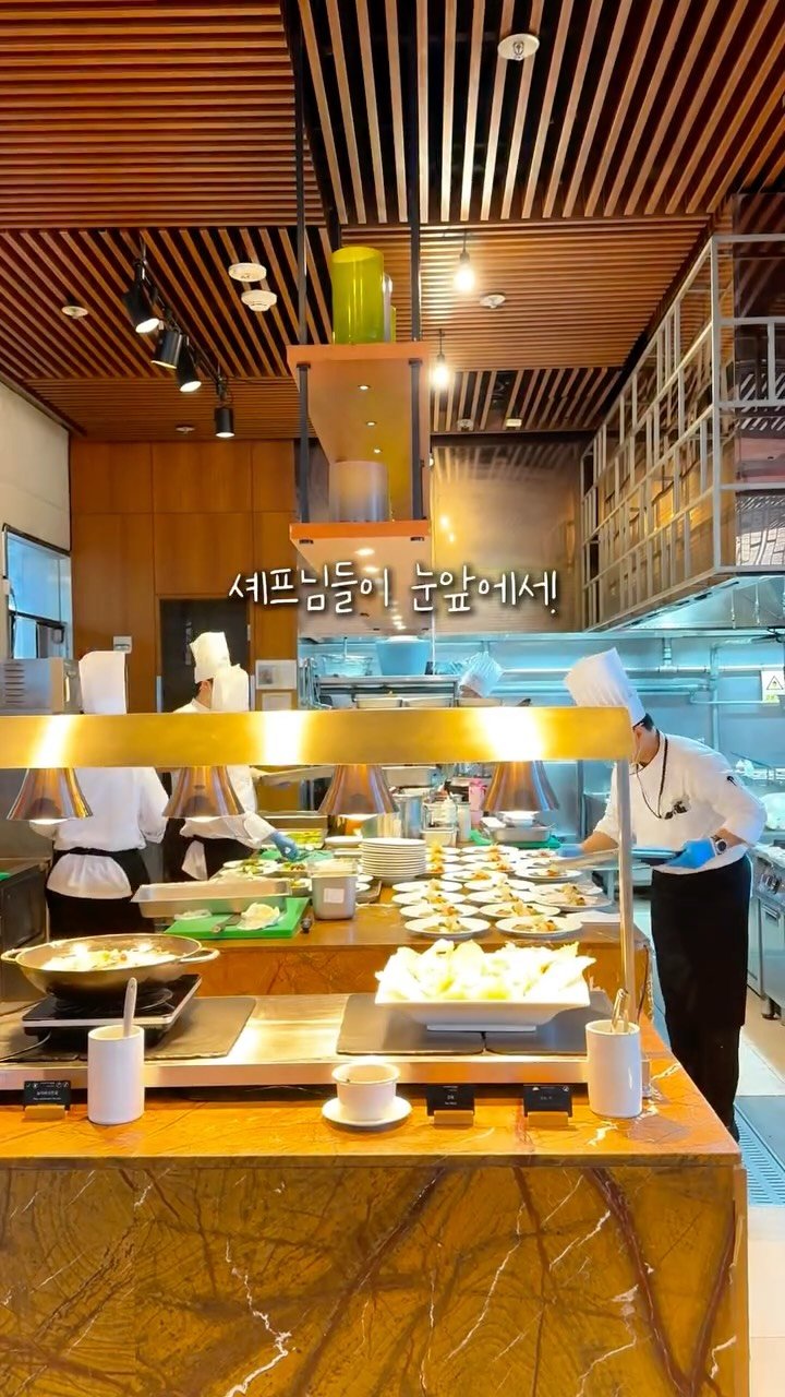courtyardpangyo 게시물 이미지: #광고 2대(代) 이상 가면 20% 할인해주는 뷔페⁉️ 5월 가정의 달 이번...