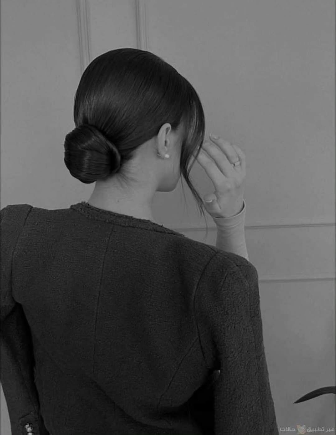 Photo by 검단두피문신 | 눈썹문신 | 입술•아이라인  멜라닌 케어 | 커버핏 대표원장 허은선 in 검단신도시. May be a black-and-white image of one or more people, braids, makeup, long hair, hairpin and text.