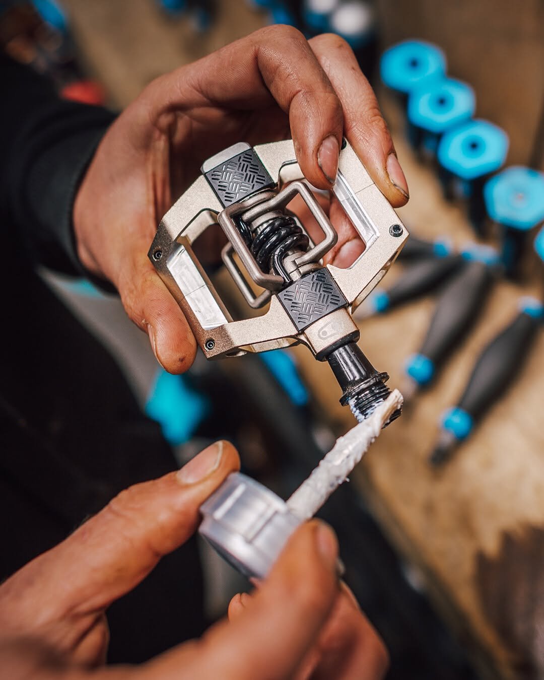Photo by crankbrothers on November 25, 2025. May be an image of hand drill, copper, screwdriver, wrench, coil, capacitor, sharpener and text.