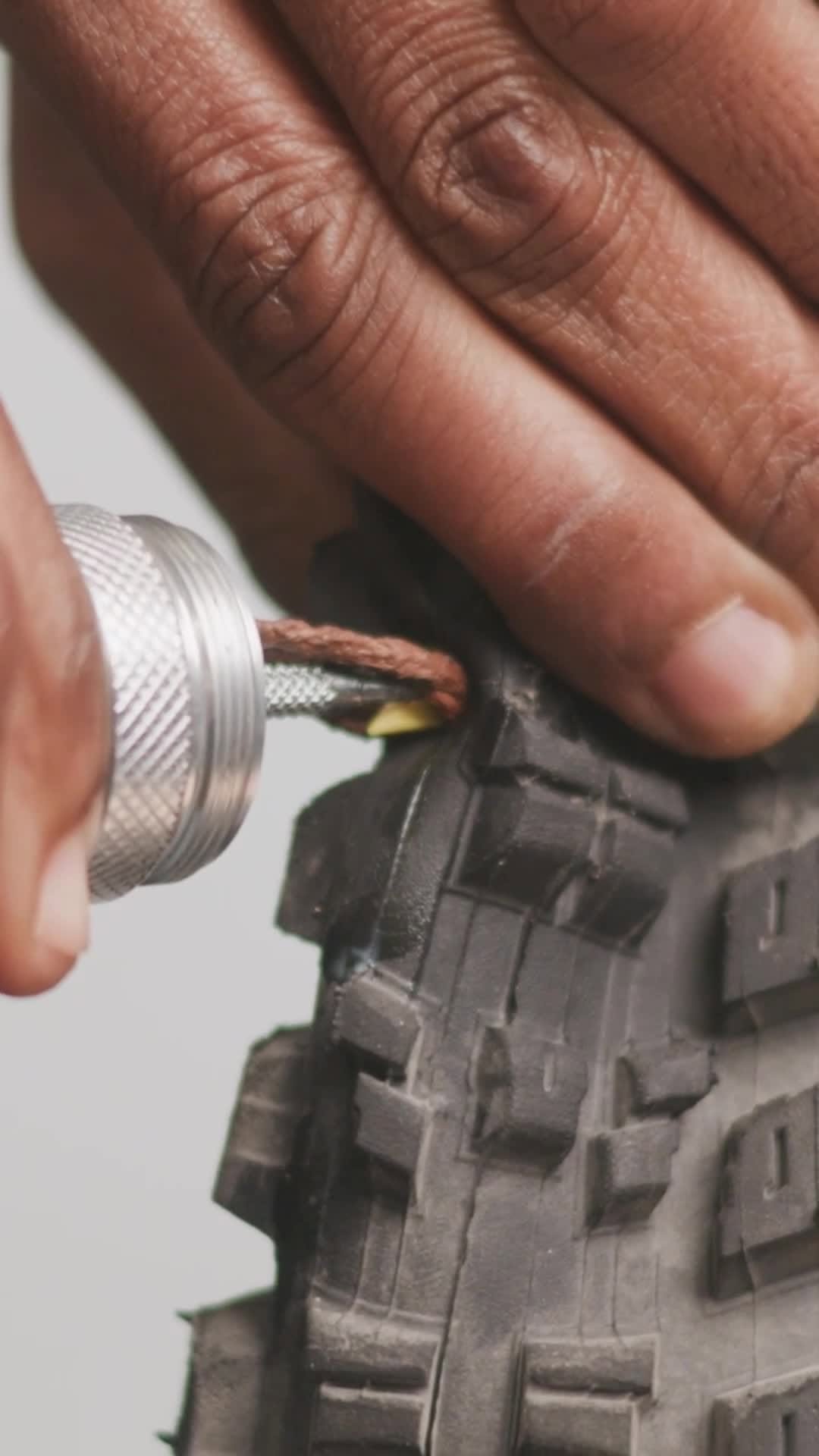 crankbrothers 게시물 이미지: Curious how the Plug Mate anchor works? 

The...