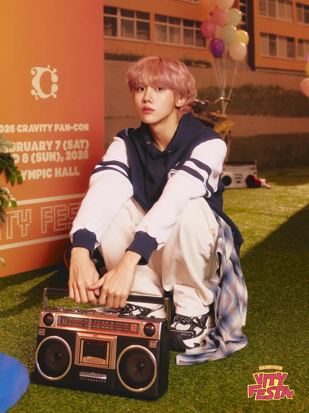 Photo by 크래비티 공식 인스타그램 on February 04, 2026. May be an image of ‎one or more people, bangs, portable cassette player, poster and ‎text that says '‎的 חרד 26 CRAVITY PAN-CON SBRUARY SRUARY7(SAT) 7 (SAT) 98 8 B(SUN), 2026 YMPIC HALL 1な C 高岡間隊 VITY FESTA‎'‎‎.