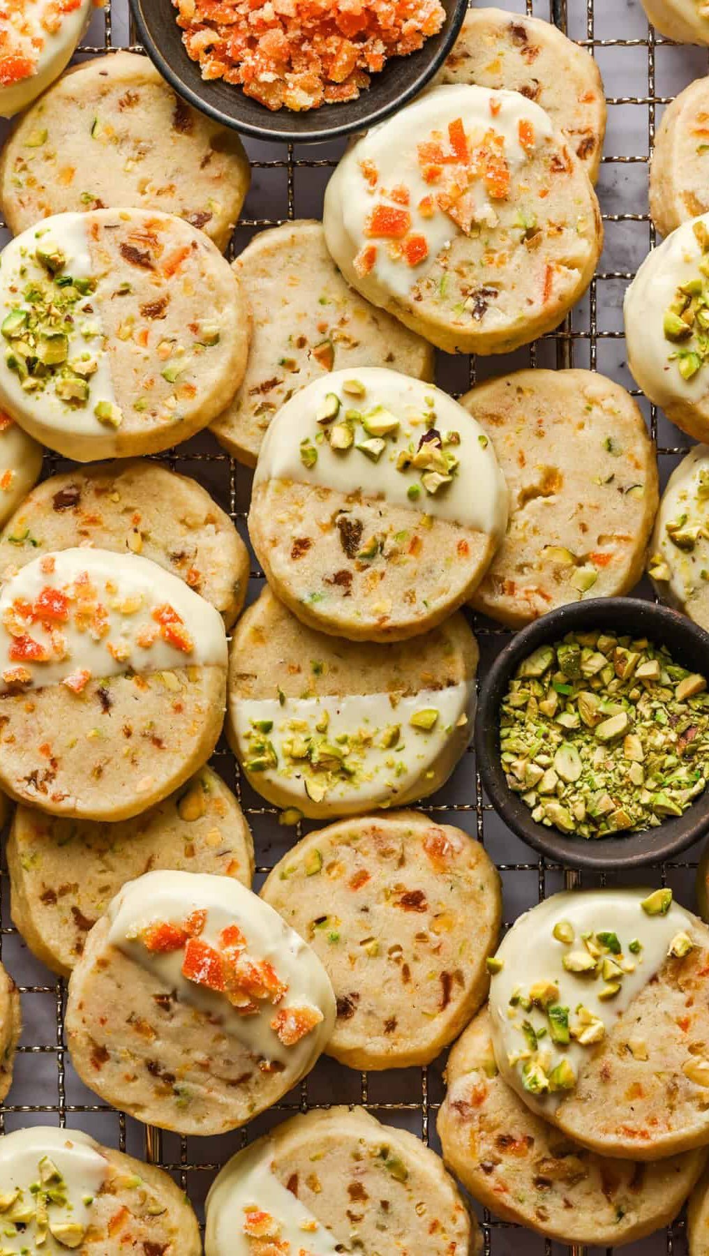 crowded_kitchen 게시물 이미지: Slice & Bake Panettone-inspired Cookies for...