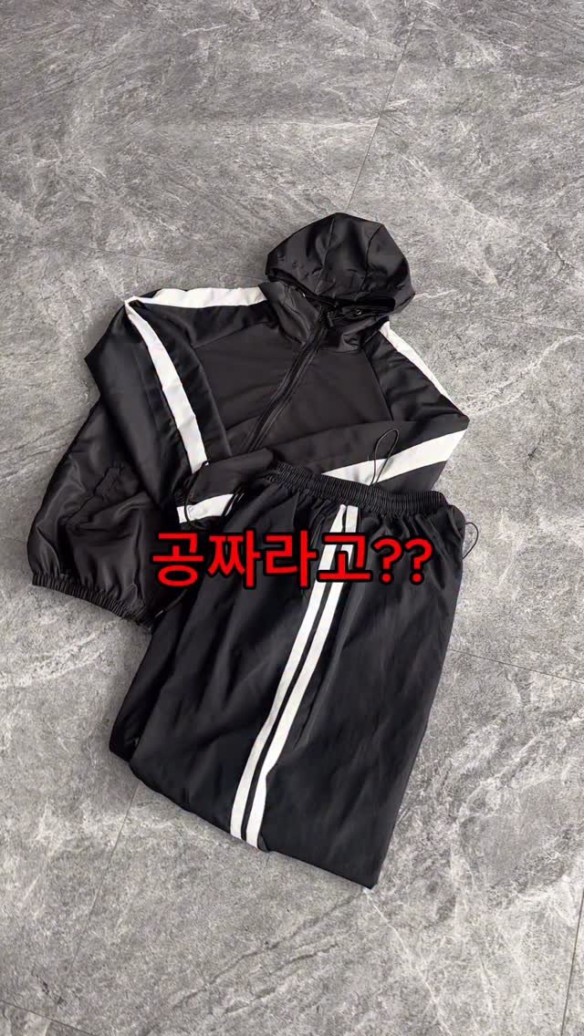 crozg_ 게시물 이미지: 트랙팬츠 사면 바람막이가 공짜..?

제품정보 “ 트랙” 남겨주세요!