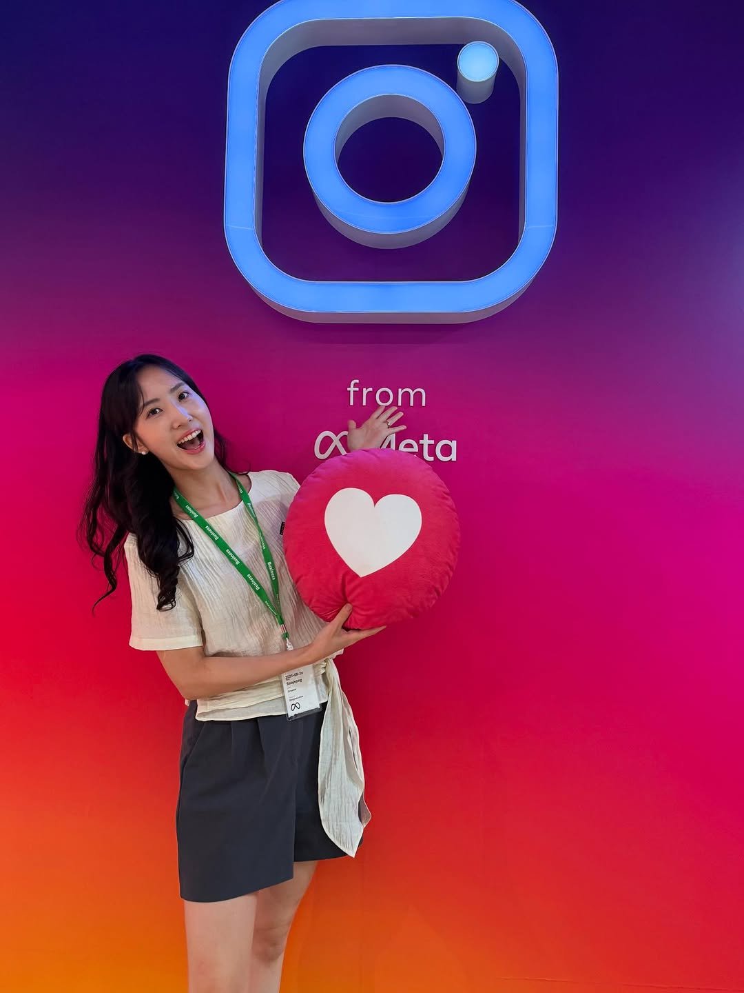 Photo shared by 크리스탈요가💎 이수정 on August 27, 2025 tagging @instagram. May be a selfie of 1 person, heart and text that says 'O from L Meta α Meta 美入舒管 18'.
