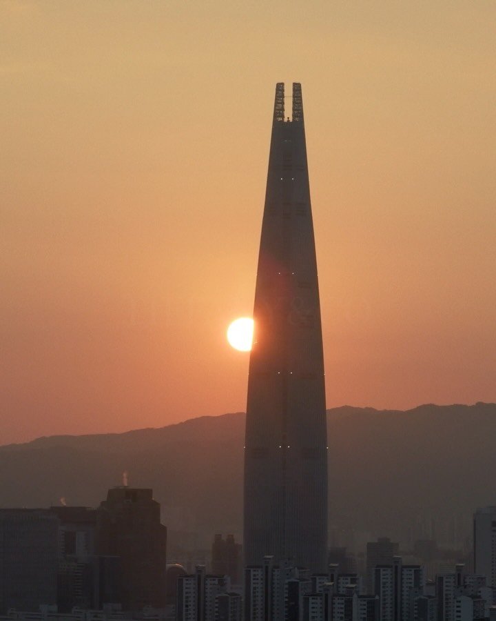 cu.young 게시물 이미지: @tiffanyandco 
#WithLoveSeoul #TiffanyAndCo #티파니