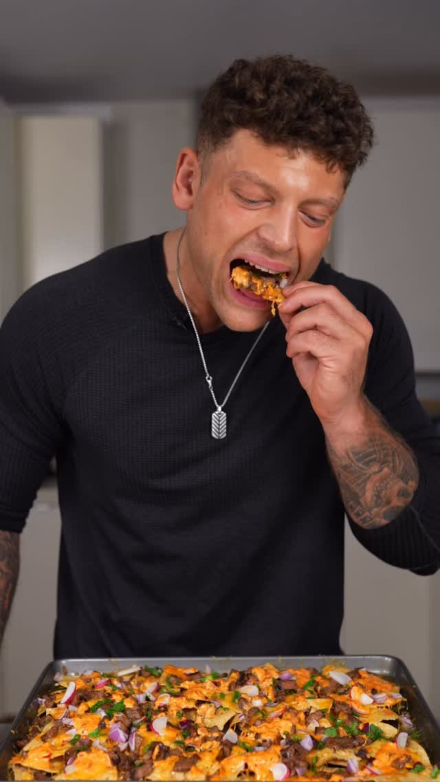 curlyscookin 게시물 이미지: Korean Steak Nachos

Ingredients: 
- Ribeye
-...