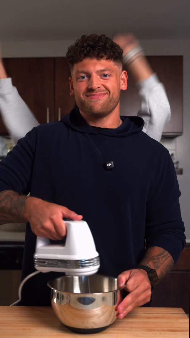 curlyscookin 게시물 이미지: Espresso Whip Banana Pancakes w/ @krusteaz...