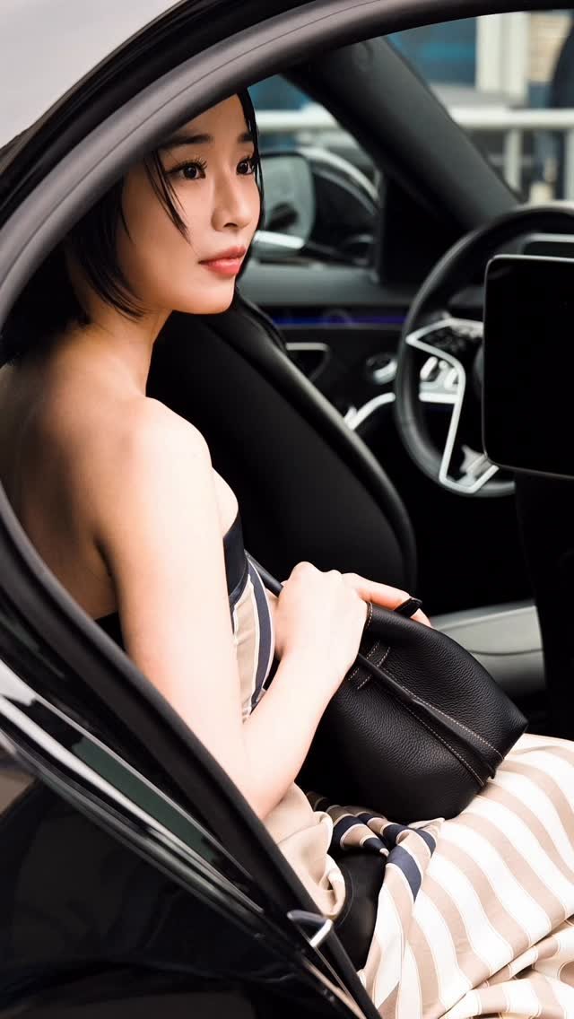 cy___jo 게시물 이미지: 밀라노 패션위크에 참석한 🍞효린 배우님💕

@me_riniee @tods...