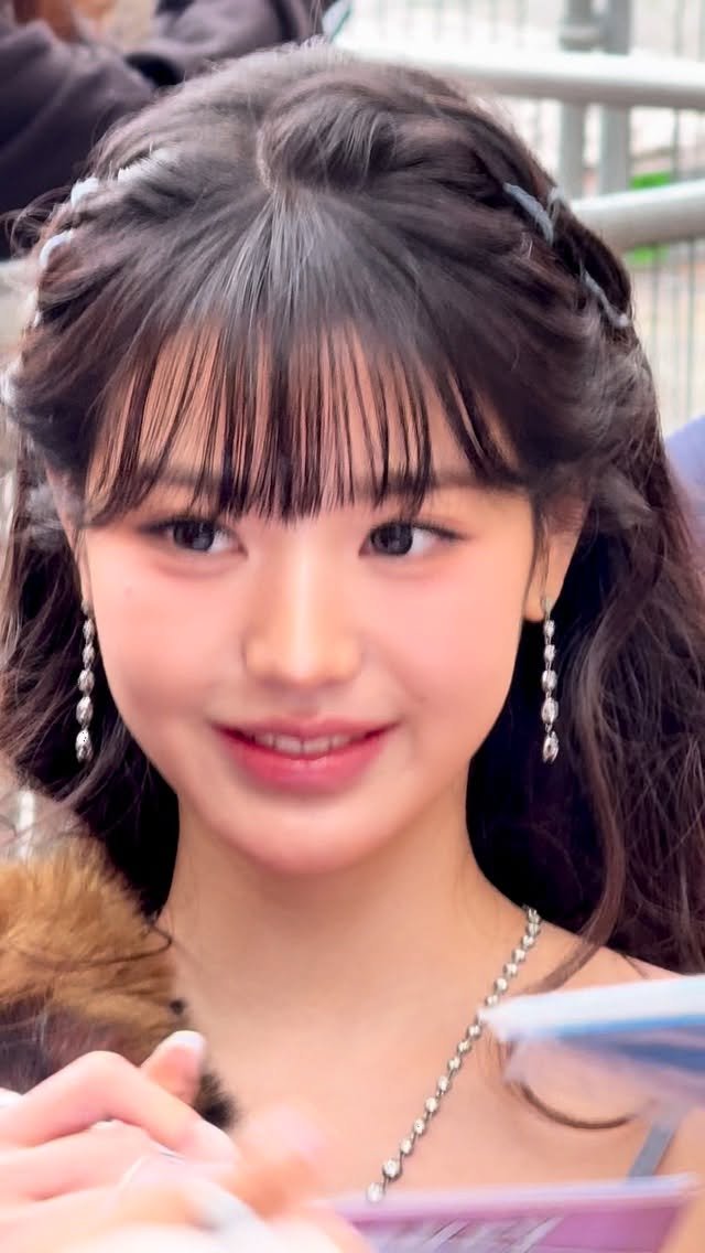 cy___jo 게시물 이미지: 원영 공주 퇴근길👸🏻