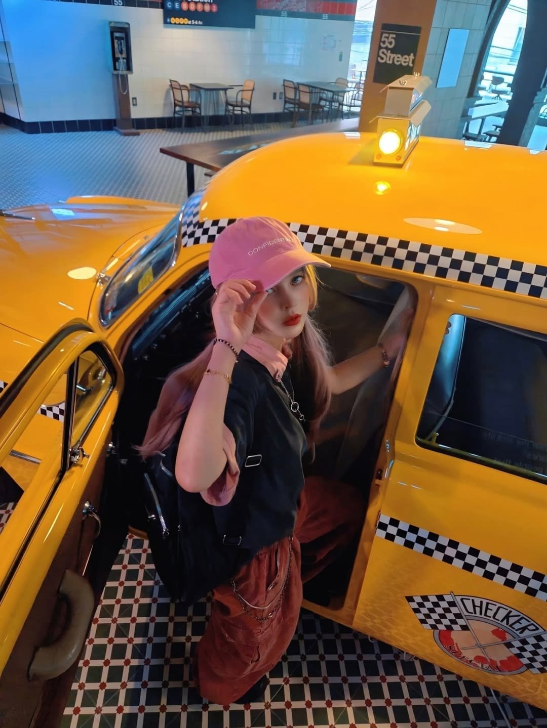 # Advertisement

Sister (?) I got a car (?) Go pick you up~ 🚖

Hee hee, hee, hee, hee
I went around and took pictures, but I don't like the extreme summer. I'm a human being.
It's becoming a local local magistrate. It's 🥲

I don't like you uploading places in overlapping places. I hate the weather more recently. 🫠😂

But in two days, it will return to the family's arms.
I have to eat a lot of home-cooked meals of love and take care of myself, I'm excited🐷💗

@creamsodalab
Overfit Summer Pigment Blank Short-sleeved T-shirt [Charcoal]
CRSDL Pigment Wine Balloon Pants

@ladyvolume_x_ridifi
Confidential Stone Washed Ballcap [PINK]

@pimadaziwin.official
Mini Cross Backpack [Black]

@milkwave_official
Double strap leather chain keyring

⠀
⠀
⠀
⠀
⠀
⠀
#Cream Soda Lab #Lady Volume #Pimada Gwin #Milkwave #Mushinsa #Backpack #Mini Bagpack #Ladyvolume #Keyring #Keychain #Chain #Pantschain #Chain Axisari

#ootd #Fashion Communication #Fashion Model #Model