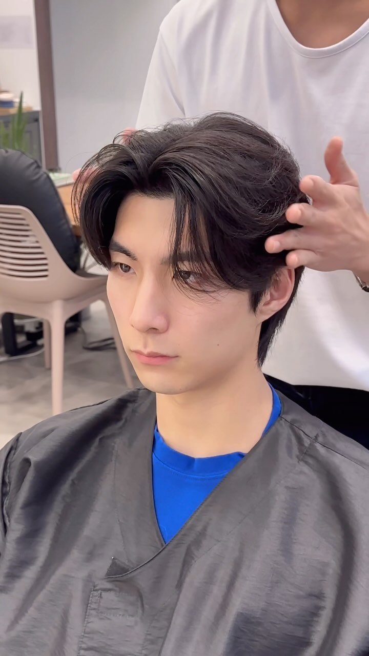 d.el_choesang 게시물 이미지: Iron leaf
-
리프 블로우 드라이
고객님 장발로 길러나가는 중 🍀
-
11월...