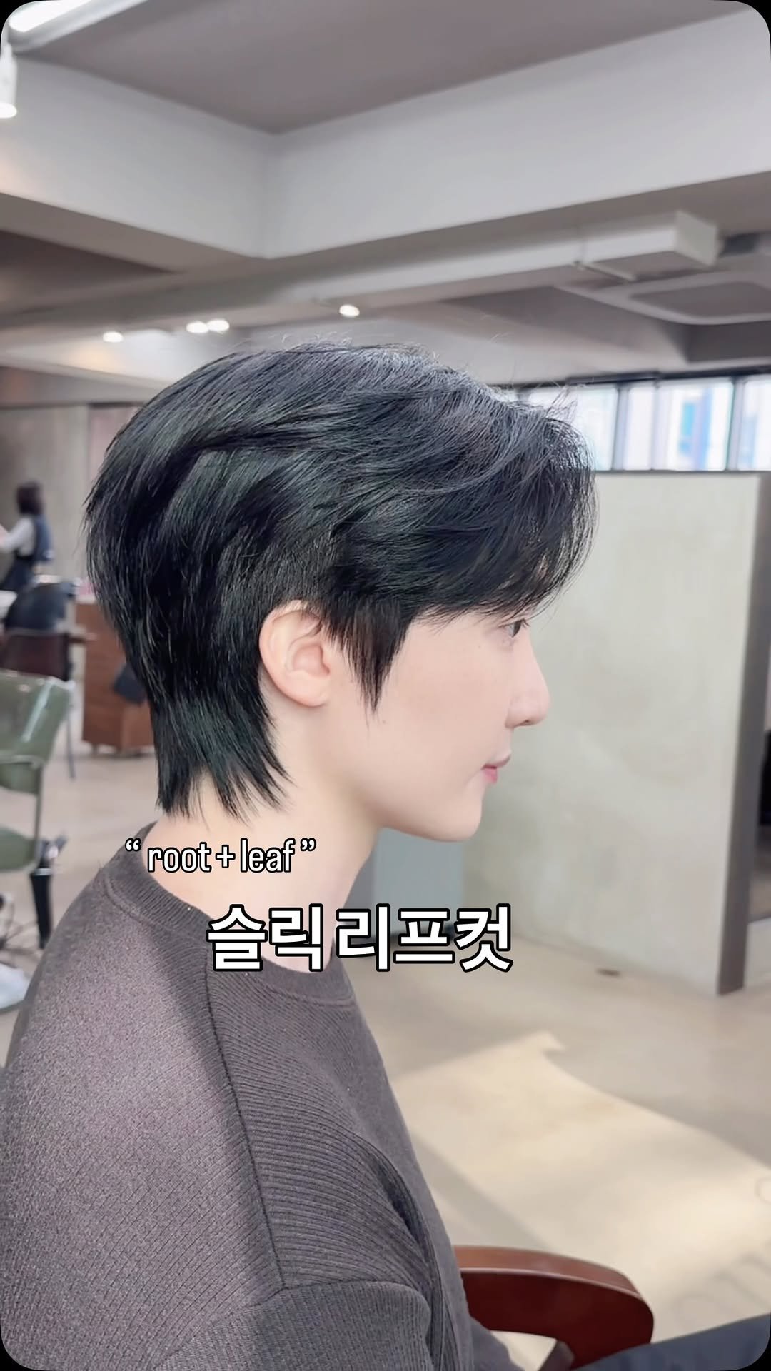 d.el_choesang 게시물 이미지: 슬릭 리프

펌 후에 뿌리 리터치를 통한 볼륨업

목선에 감기는 뒷머리 라인...