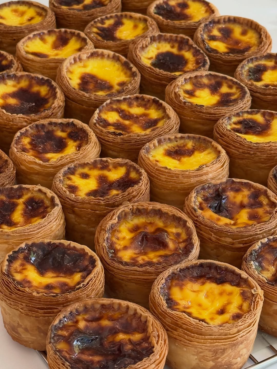 Photo by 수원 행궁동 케이크 디믈리에 on April 03, 2026. May be an image of pie, tart and text.