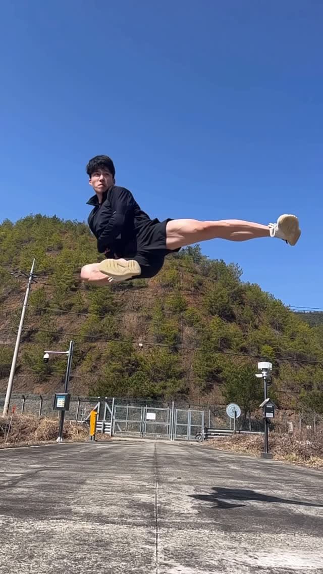 d0_kick 게시물 이미지: 남자는 하체 아니겠습니까ㅋㅋㅋ