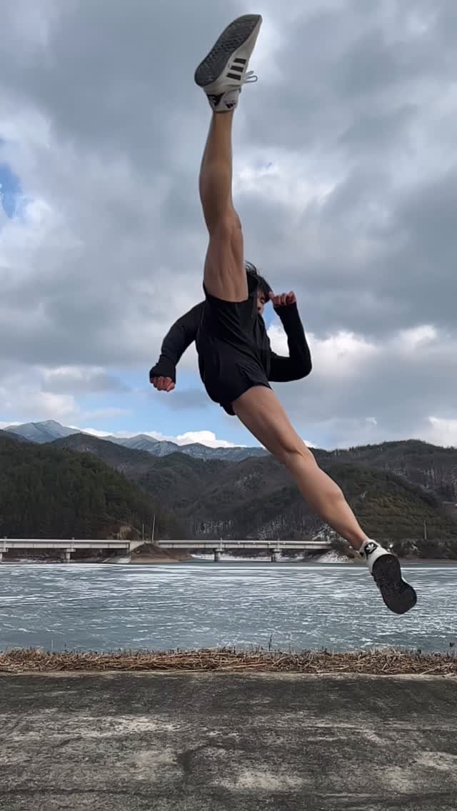 d0_kick 게시물 이미지: 남자는 하체 아니겠습니까ㅋㅋㅋ