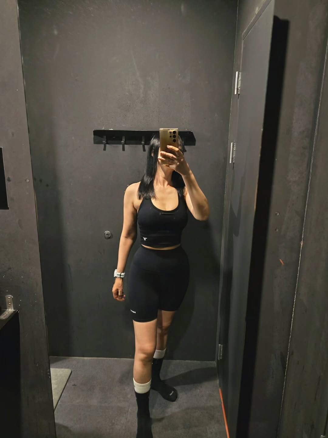 d7_yhpos 게시물 이미지: 🐈‍⬛️ 오늘의 운동일지
🖤 흑임자 서리태콩룩 🖤

요즘 무리했는지 감기로 고생...