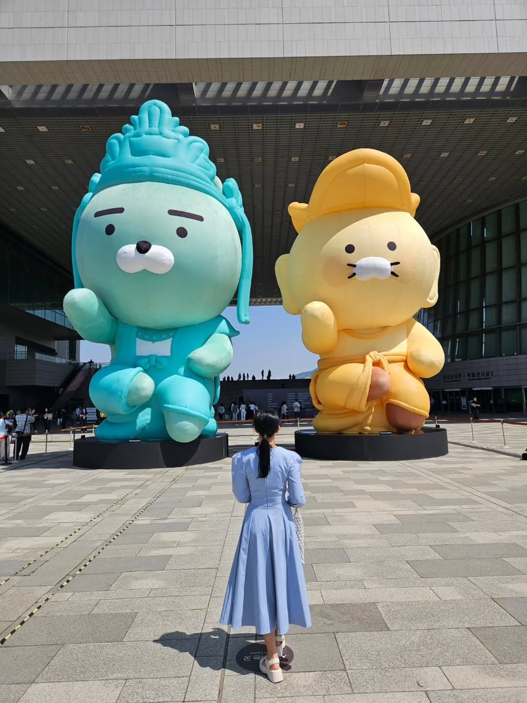 d7_yhpos 게시물 이미지: 🐻🪷 오늘의 사유상 관람일지

국립중앙박물관 갔다가
반가사유상 보러 갔는데
라이언...