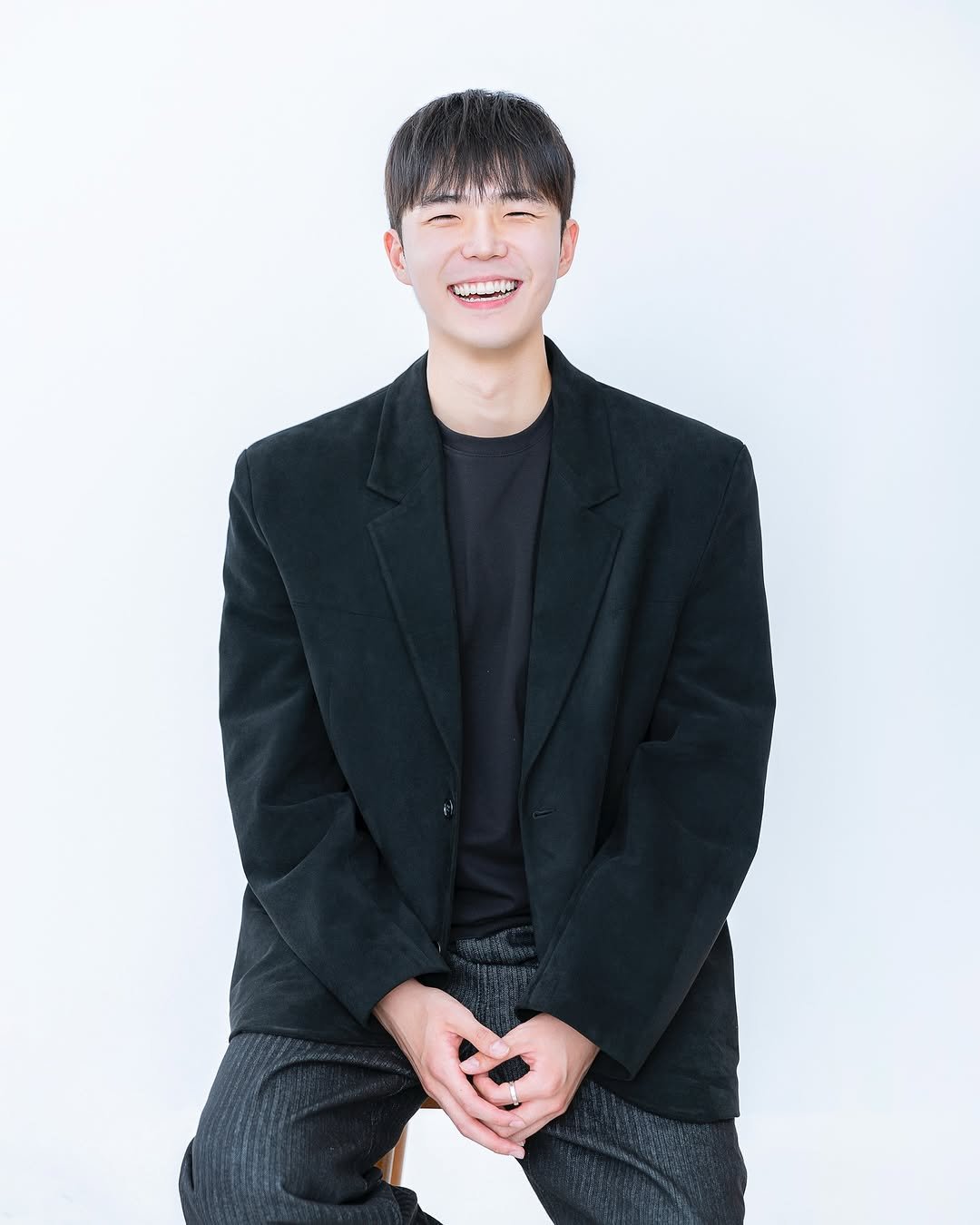 Photo by 도흐 | 남자쇼핑몰 | 체형보완 전문 | 커브드핏 on December 08, 2025.