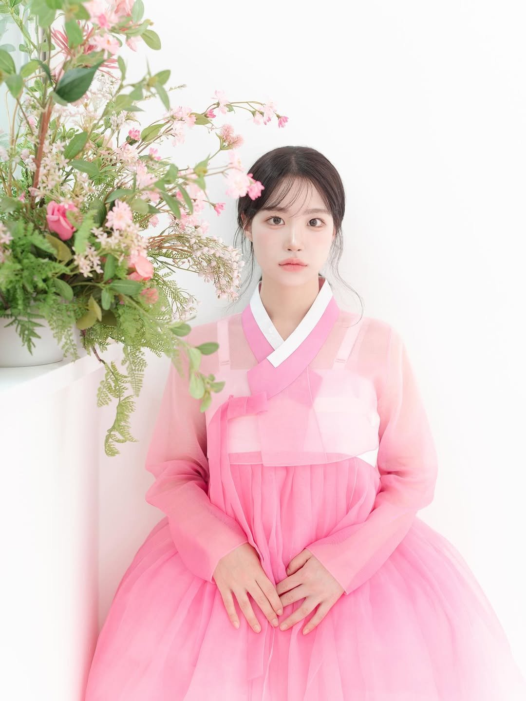 Photo by 김다솜 on September 14, 2025. May be an image of 1 person, dress, costume and text.
