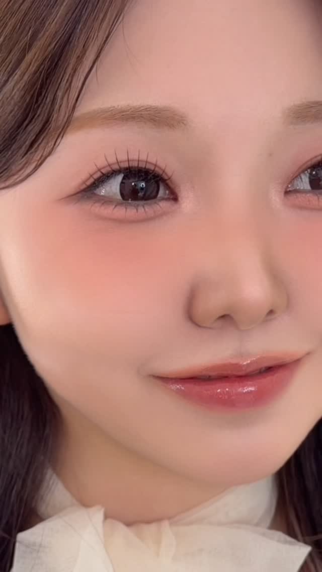 da.ah_luvss 게시물 이미지: 🩰 𝐃𝐀;𝐚𝐡 𝐬𝐭𝐮𝐝𝐢𝐨

오묘한듯 멀멀한 색감 차곡이 쌓아가기🫧
뽀용함은...