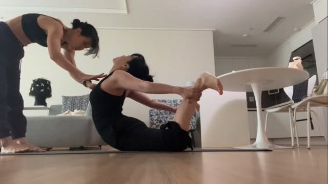daayeon_yoga 게시물 이미지: 🧘‍♂️비가 오는날에