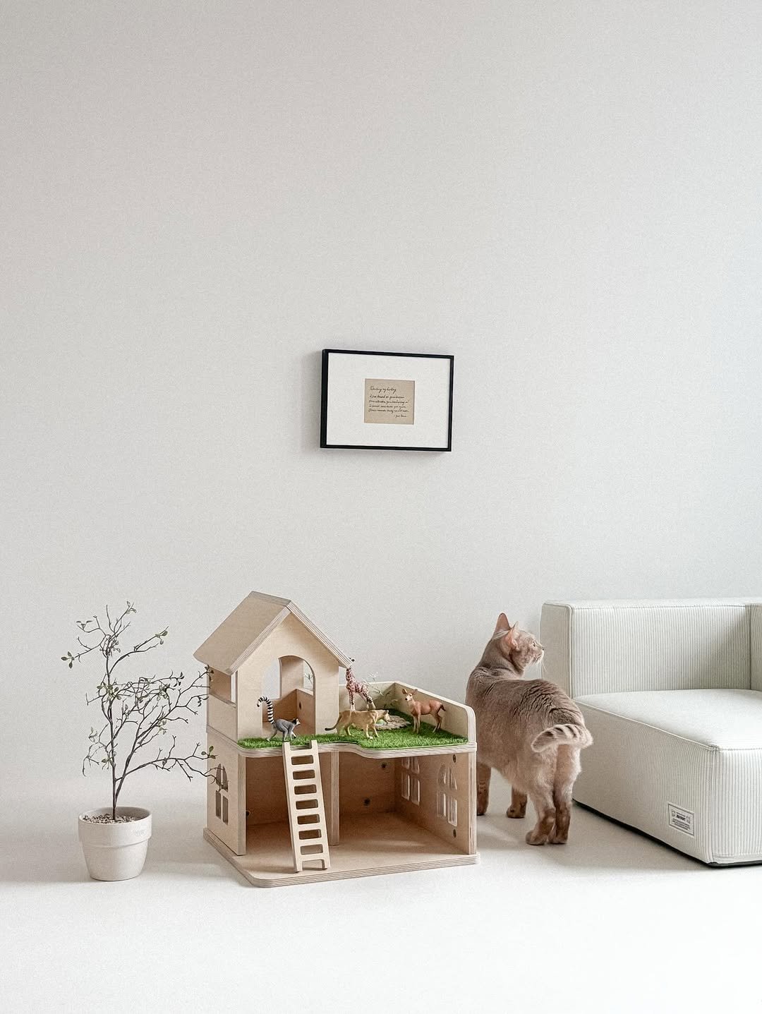 Photo shared by 홍다애 on August 25, 2025 tagging @jeudart, @commemoi._.official, and @studio.som. May be an image of Bedlington terrier, dollhouse and text.