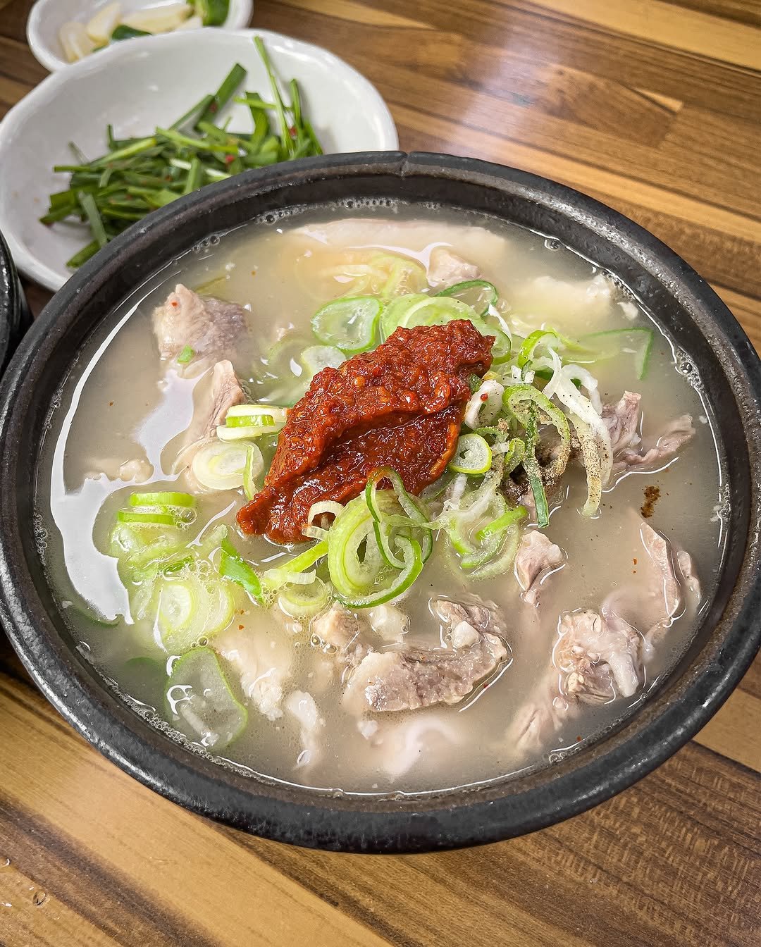 Photo by 대구형제 대구맛집 on November 09, 2025. May be an image of stew and text.