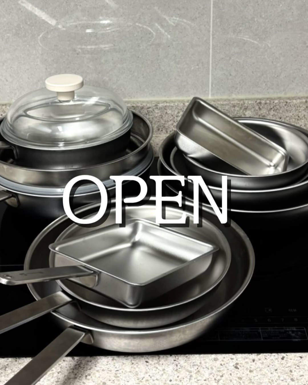 Photo by 대구 언니야ㅣ간단레시피👩🏻‍🍳 on August 03, 2025. May be an image of cooker, saucepan, steamer, kitchen appliance, pot and text that says 'OPEN'.