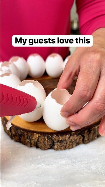 dailyoriginalvids 게시물 이미지: I use empty egg shells to create beautiful...