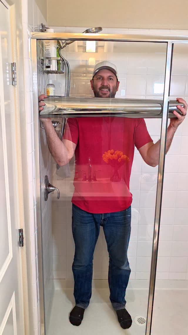 dailyoriginalvids 게시물 이미지: I install a reflective mirror film to my...