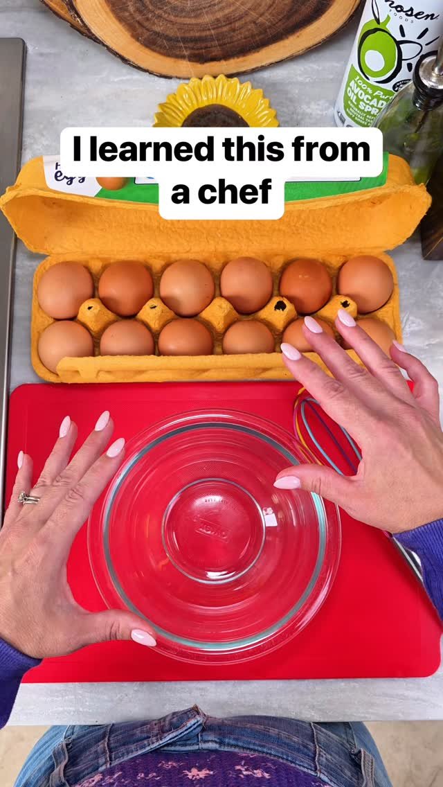 dailyoriginalvids 게시물 이미지: Add a dash of mayo scrambled eggs for a...