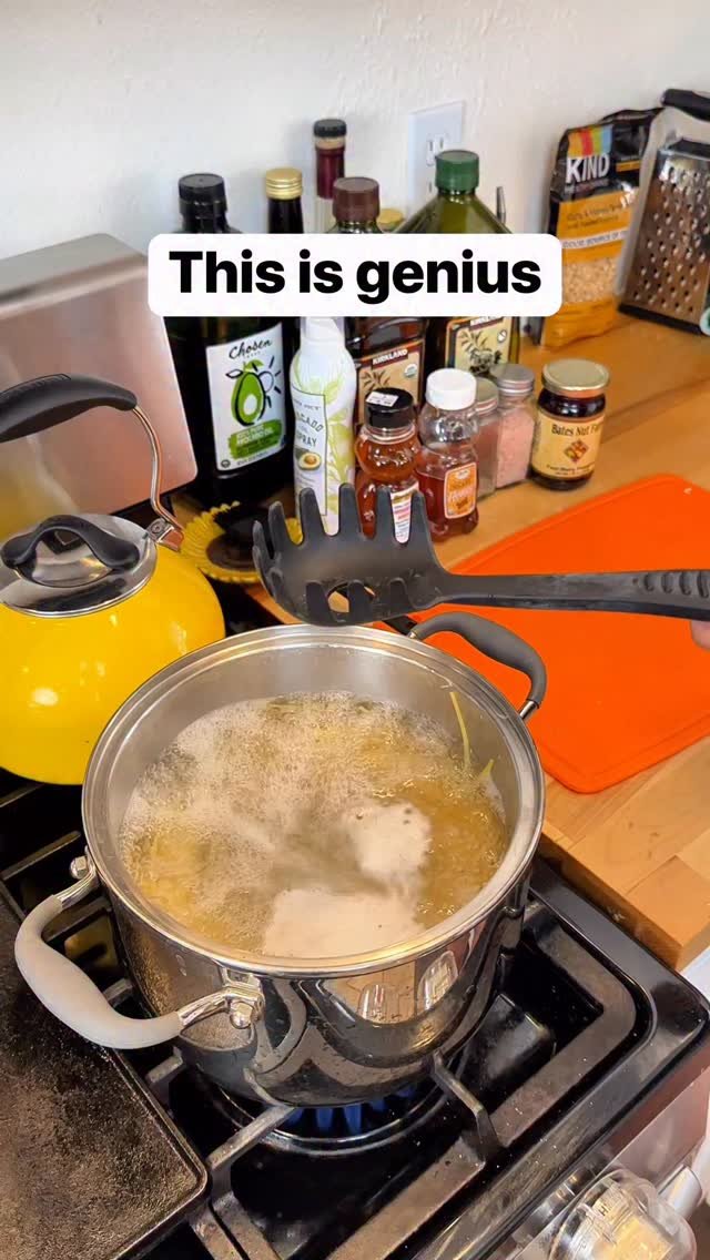 dailyoriginalvids 게시물 이미지: Now I measure out my pasta portions using a...