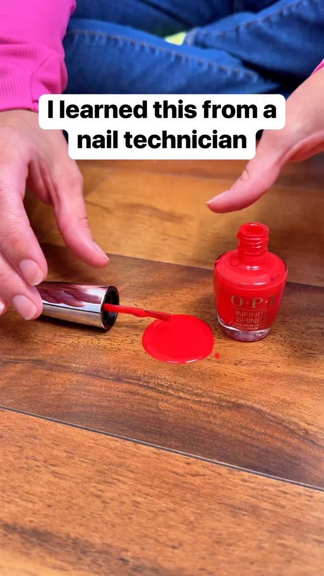 dailyoriginalvids 게시물 이미지: Quick and easy way to clean up nail polish...