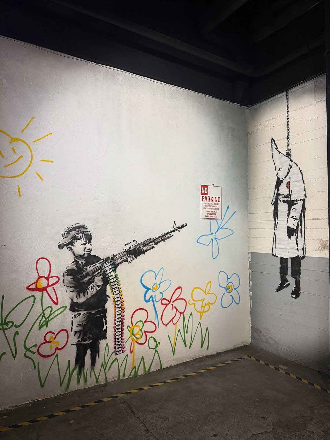 Photo by 단온니 (Dan Only)🌙 on November 19, 2025. May be pop art of text.