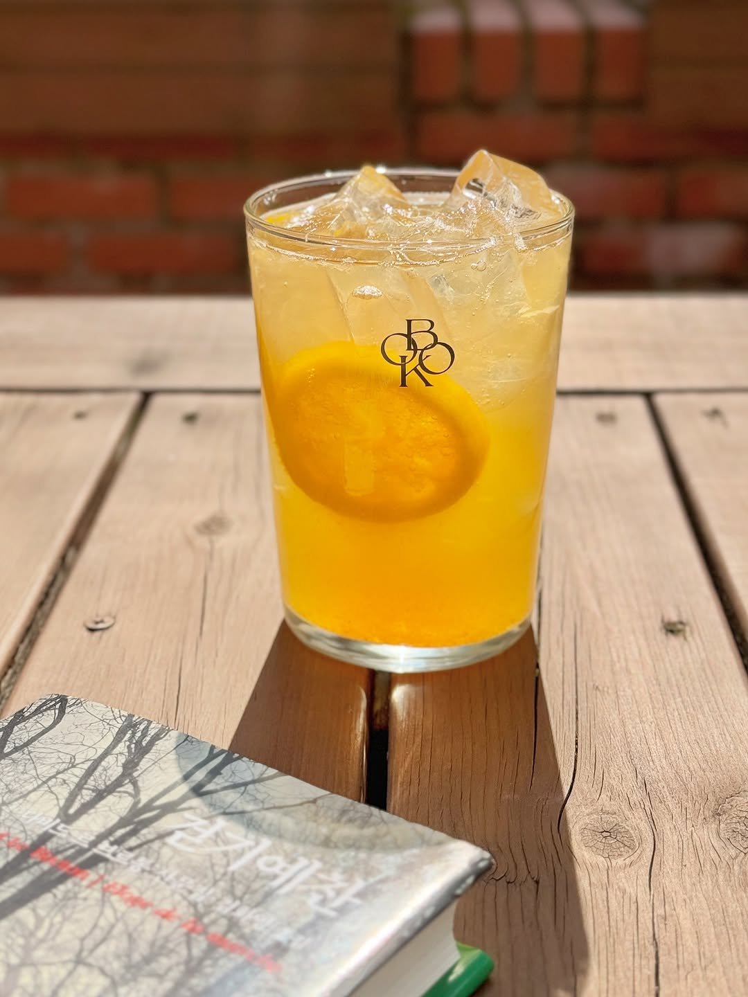 Photo by 당인리책발전소 on February 20, 2026. May be an image of sparkling water and text.