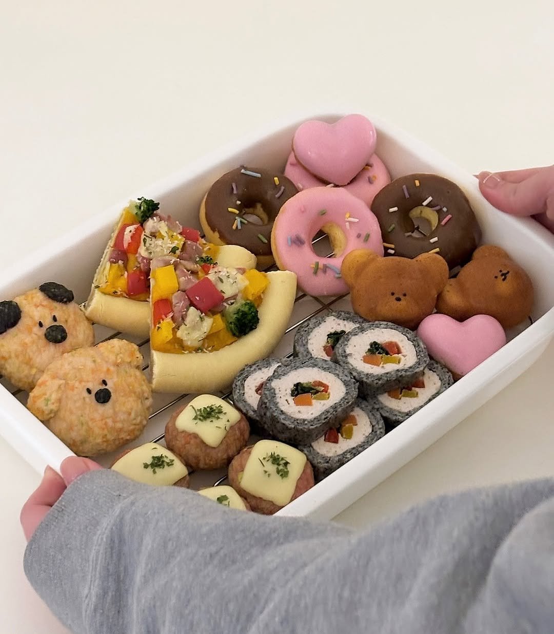 Photo by 부산강아지케이크 강아지케이크클래스 펫푸드창업  | 댕킷 in Busan, South Korea. May be an image of dessert and text.